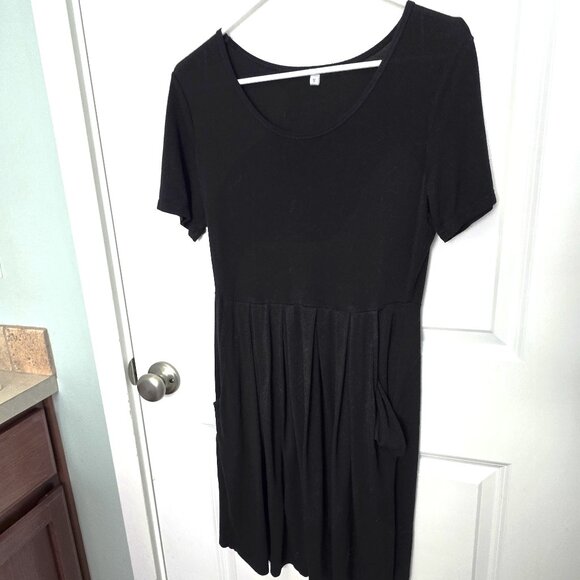 Black Dress with Pockets - Picture 1 of 7